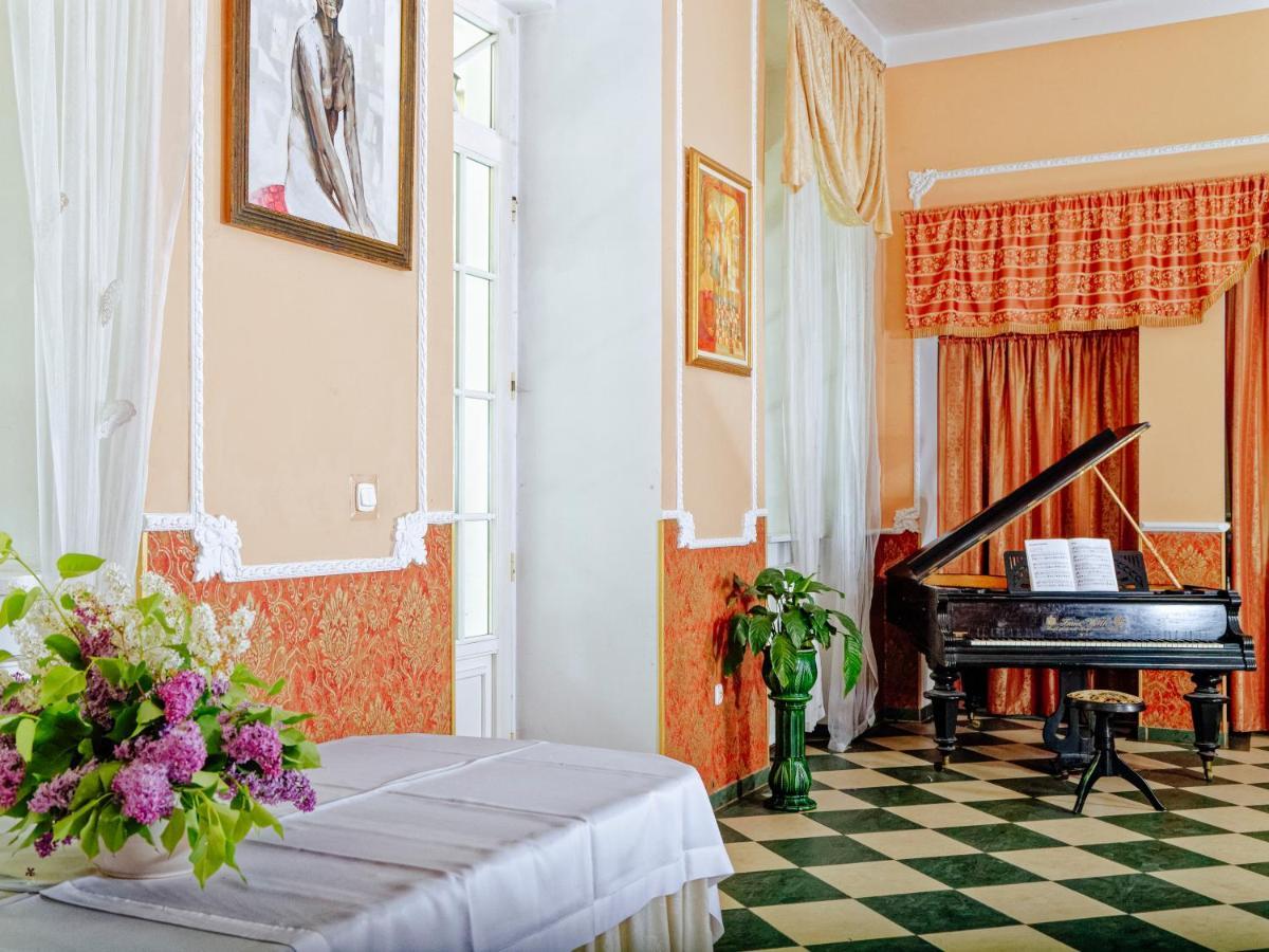 Palac Pensjonat Ptaszynka Gryfice Bagian luar foto